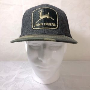 John Deere hat * camo bill*